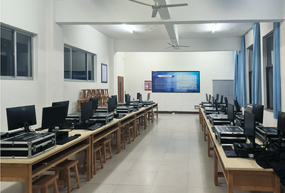 工学院电气系嵌入式实验室建成，推动软硬件技术创新发展